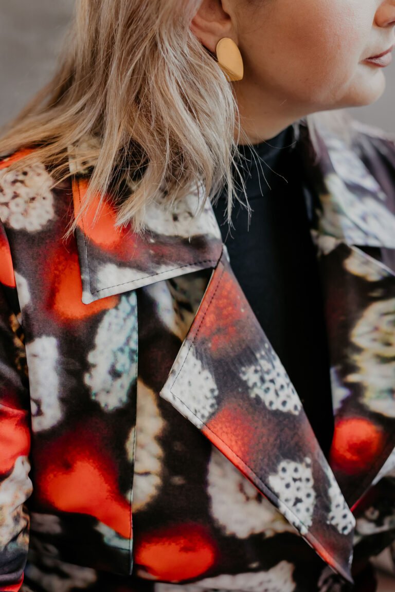 Waterproof Jacket with Waist Belt. Ecuador Red Collection